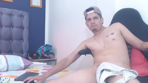 lunatico_x online show from 30, 10, 2025