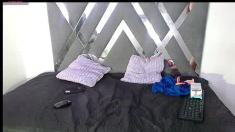 Snapshot of lunawillis chatting on 6, 3, 2025 Luna online show from 6, 3, 2025