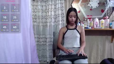 Snapshot of lunawillis chatting on 30, 9, 2025 Luna online show from 30, 9, 2025