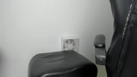 lunay_bigcock420 online show from 15, 3, 2026