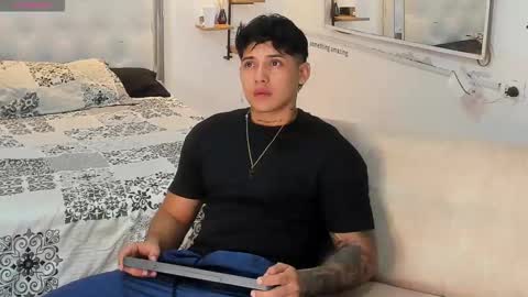 Snapshot of lunay_xtreemboy chatting on 12, 9, 2025 Lunay online show from 12, 9, 2025