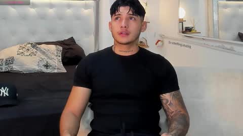 Snapshot of lunay_xtreemboy chatting on 14, 10, 2025 Lunay online show from 14, 10, 2025