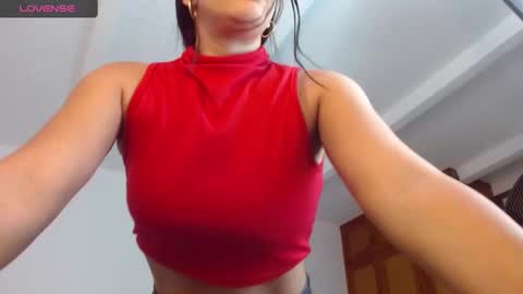 Snapshot of lunayois02 chatting on 5, 1, 2025 lunayois02 online show from 5, 1, 2025