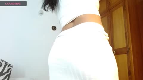 Snapshot of lunayois02 chatting on 17, 2, 2025 lunayois02 online show from 17, 2, 2025