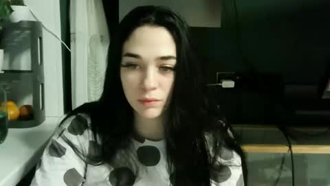 Snapshot of lunikdarya chatting on 23, 10, 2025 lunikdarya online show from 23, 10, 2025