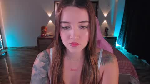 LUNA ROSE online show from 13, 6, 2026