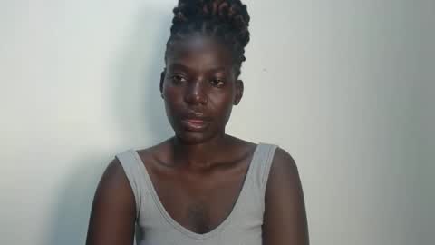luo_queen online show from 7, 5, 2026