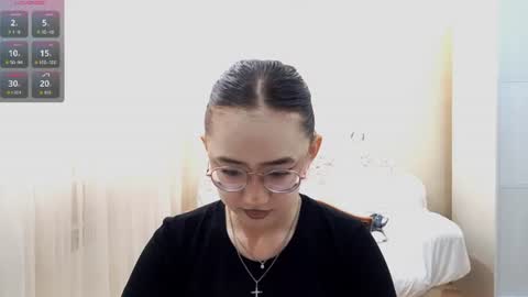 Roxie online show from 30, 6, 2026