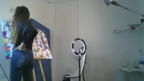Snapshot of lusisart chatting on 7, 4, 2026 Lusisart online show from 7, 4, 2026