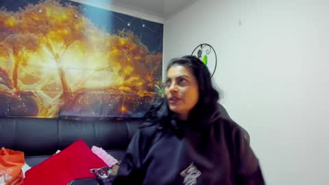 Angela 3 online show from 31, 12, 2024