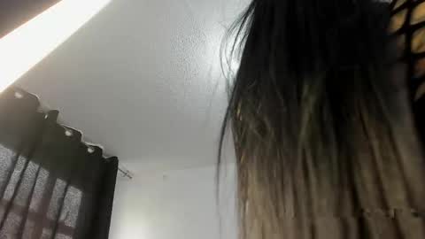 lustful__babe online show from 6, 5, 2026