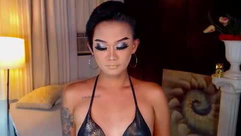 AdriannaFowks online show from 12, 4, 2026
