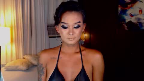 AdriannaFowks online show from 4, 5, 2026