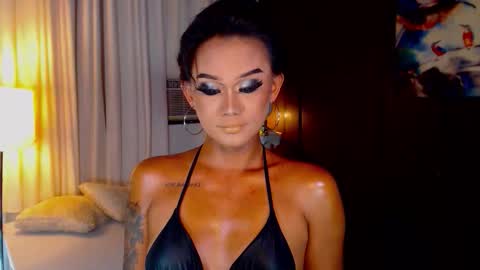 AdriannaFowks online show from 6, 5, 2026