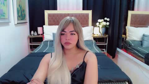 Snapshot of lustfuloffendertrina chatting on 12, 1, 2025 Trina online show from 12, 1, 2025