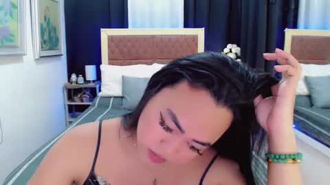 Snapshot of lustfuloffendertrina chatting on 15, 1, 2025 Trina online show from 15, 1, 2025