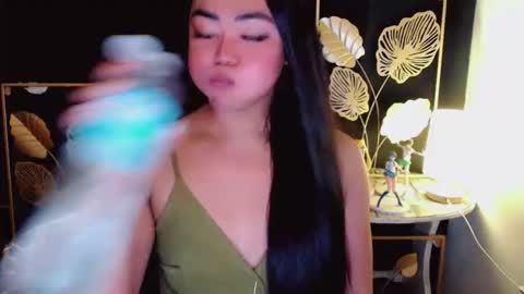 Snapshot of lustfuloffendertrina chatting on 8, 3, 2026 Trina online show from 8, 3, 2026