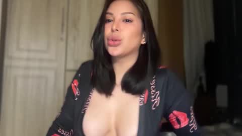 Hi i am Luna i am mixed race Filipina Aussie youve ever wanted to meet online show from 10, 9, 2025