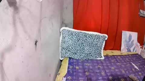 Snapshot of lusty_babe25 chatting on 27, 6, 2026 Flora Mae online show from 27, 6, 2026