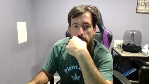 Snapshot of luv2likslit611455 chatting on 11, 10, 2025 Luv2likslit online show from 11, 10, 2025