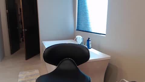 Snapshot of luv_missle chatting on 9, 3, 2025 luv_missle online show from 9, 3, 2025