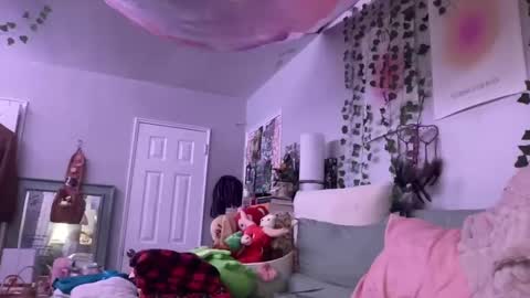 luvkoko online show from 7, 10, 2025