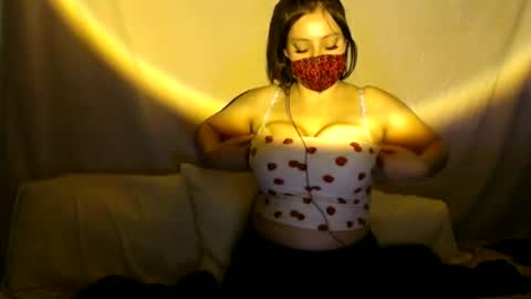 luvluci420 online show from 20, 6, 2026