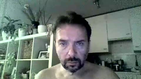 Luvly online show from 17, 10, 2025