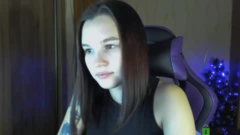 Snapshot of luvmeeow chatting on 2, 12, 2024 Ann  online show from 2, 12, 2024