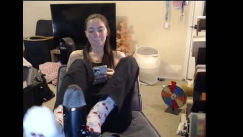 Snapshot of luvrxstarx chatting on 5, 2, 2026 luvrxstarx online show from 5, 2, 2026