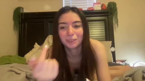 Snapshot of luvrxstarx chatting on 14, 2, 2026 luvrxstarx online show from 14, 2, 2026