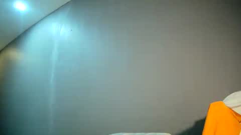 Bee Bee online show from 12, 7, 2026