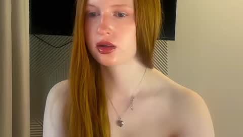 Snapshot of lux_angel chatting on 29, 6, 2026 lux_angel online show from 29, 6, 2026