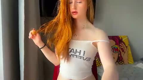 Snapshot of lux_angel chatting on 18, 7, 2026 lux_angel online show from 18, 7, 2026