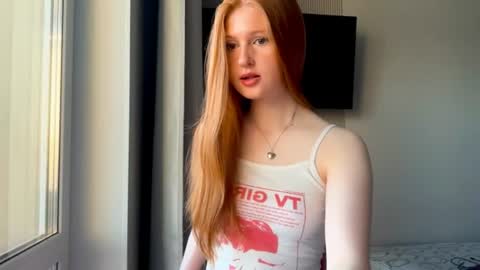 Snapshot of lux_angel chatting on 8, 8, 2026 lux_angel online show from 8, 8, 2026