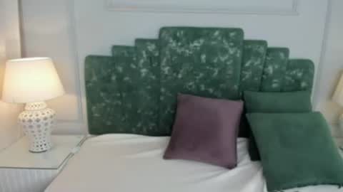 lux_bitchx online show from 25, 6, 2026