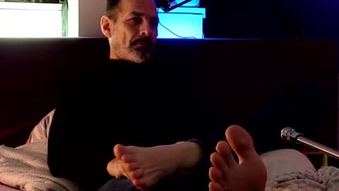 Snapshot of lux_dei chatting on 21, 12, 2024 Im a   -  CAMGUY YOU  LIKE to FUCK online show from 21, 12, 2024