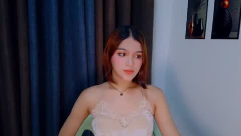 queen lux online show from 21, 6, 2026