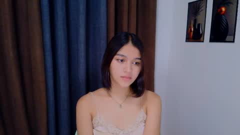 queen lux online show from 24, 6, 2026