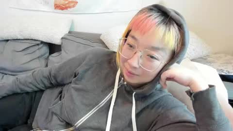 Snapshot of luxgray chatting on 9, 12, 2024 LuxGray online show from 9, 12, 2024