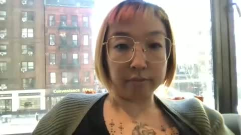 Snapshot of luxgray chatting on 7, 1, 2025 LuxGray online show from 7, 1, 2025