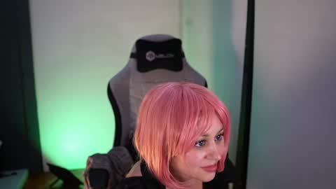 Snapshot of luxiana_sexy chatting on 10, 7, 2026 LUXIANA SEXY online show from 10, 7, 2026