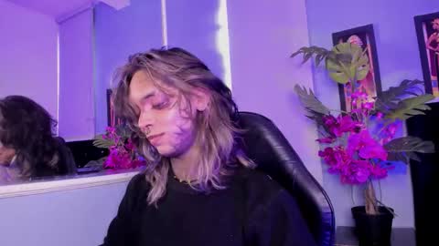 Luxiel 3 online show from 2, 12, 2025