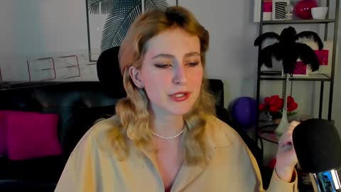 Snapshot of luxrayi chatting on 25, 1, 2025 Ray online show from 25, 1, 2025