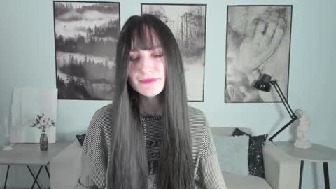 Snapshot of luxrayi chatting on 6, 2, 2025 Ray online show from 6, 2, 2025