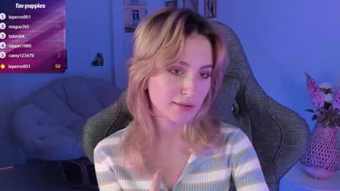 Snapshot of luxrayi chatting on 25, 2, 2025 Ray online show from 25, 2, 2025