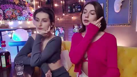 Snapshot of luxrayi chatting on 13, 9, 2025 Ray online show from 13, 9, 2025