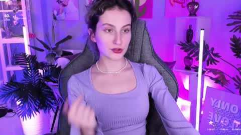 Snapshot of luxrayi chatting on 27, 9, 2025 Ray online show from 27, 9, 2025