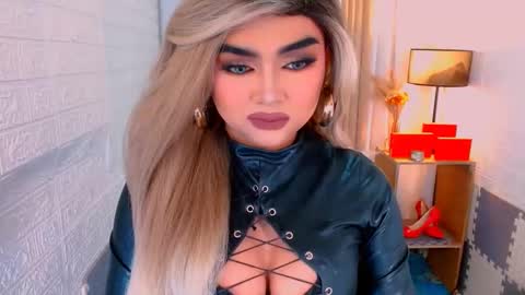 Sasha Blaire online show from 26, 11, 2025