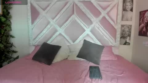 Lux online show from 23, 4, 2026